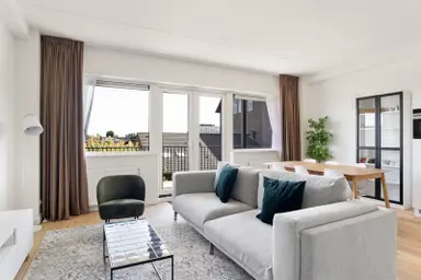 93μ² Διαμέρισμα προς ενοικίαση για 3588€/μήνα σε Koningin Sophiestraat, The Hague