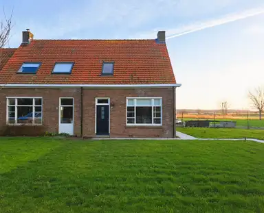 117m2 maison à louer pour 1790€/mois à Nieuwe Rijksweg, 's-Heer Arendskerke