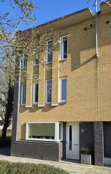 15m2 Chambre à louer pour 705€/mois à Marowijnestraat, Groningen
