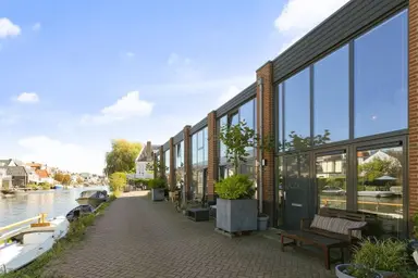 67m2 Haus zur Miete für 2300€/Monat in Overrijn, Leiden