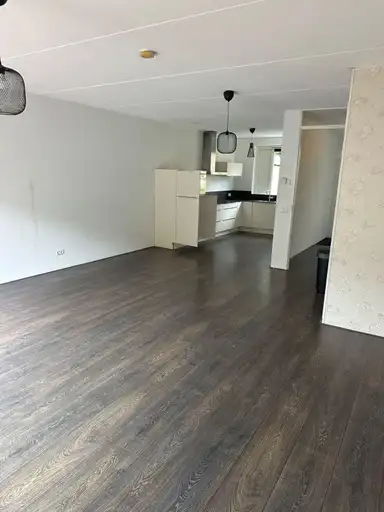 140m2 Appartement à louer pour 3500€/mois à Bart van der Leckplantsoen, Amsterdam