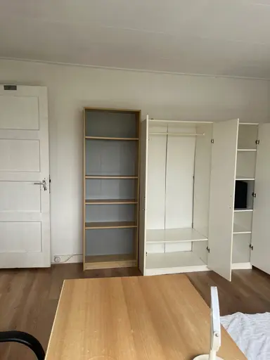 19m2 room to rent for 850€/month in Schieweg, Rotterdam