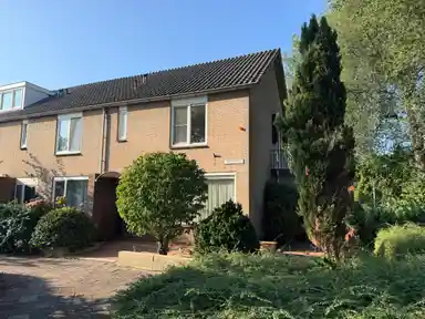 130m2 Casa in affitto per 3500€/mese a Oberonstraat, Amstelveen