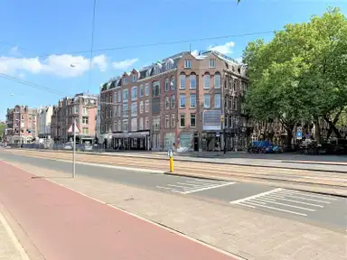 97m2 Appartement à louer pour 2995€/mois à Amstelveenseweg, Amsterdam