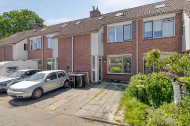 113m2 maison à louer pour 1600€/mois à Solingenstraat 16, Gouda