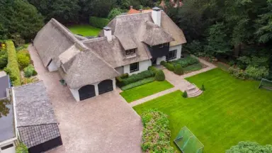 350m2 house to rent for 4000€/month in Tilburgseweg, Goirle