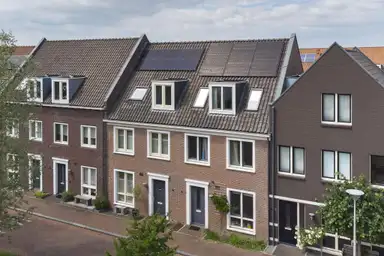 148m2 house to rent for 3450€/month in Gerard den Brabanderlaan, Utrecht