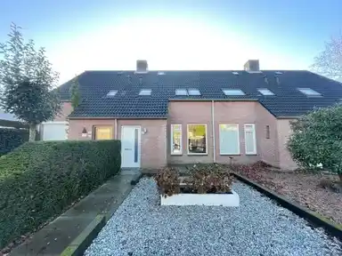 m2 Haus zur Miete für 1800€/Monat in Escudohof, Valkenswaard