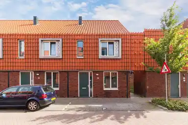 115m2 huis te huur voor 1700€/maand in Jan Bouwmeesterstraat 60, Zaandam