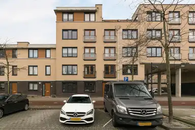 75m2 apartment to rent for 1575€/month in Avenue Carré 43, Barendrecht