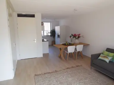 123m2 maison à louer pour 1960€/mois à Tweede Oosterparklaan, Utrecht