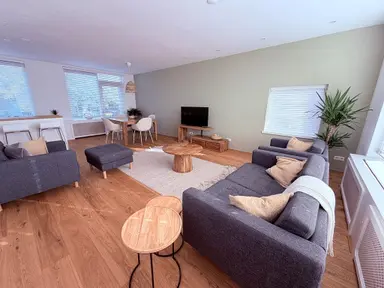 97m2 Appartement à louer pour 2850€/mois à Thorbeckelaan 58, Amstelveen