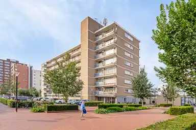 64m2 apartment to rent for 685.7€/month in Duikerlaan 198, Capelle aan den IJssel