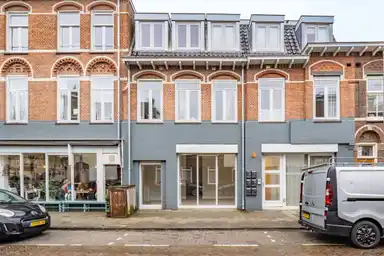 66m2 Appartement à louer pour 1950€/mois à Douwes Dekkerstraat, Utrecht
