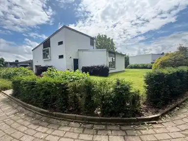 m2 huis te huur voor 2350€/maand in Scharberg 11, Elsloo