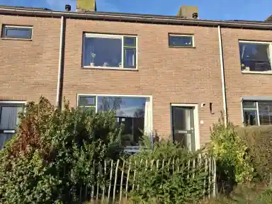 90m2 huis te huur voor 700€/maand in Johan Frisoplantsoen, Bergen
