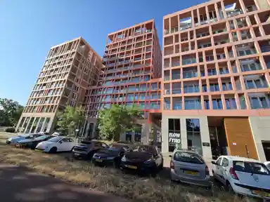 101m2 Appartement à louer pour 2800€/mois à Claus Sluterweg, Haarlem
