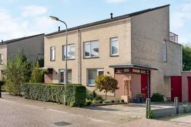 115m2 house to rent for 1450€/month in Nistelrodestraat, Tilburg
