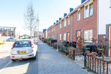 122m2 house to rent for 1775€/month in Rietveldstraat 33, Bergschenhoek
