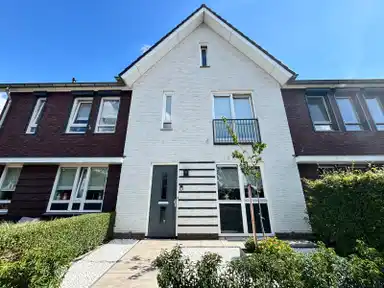 129m2 Haus zur Miete für 1975€/Monat in Molendwarsstraat, Nederhemert