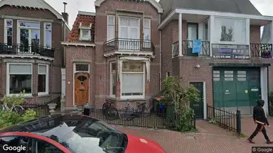 153m2 maison à louer pour 2750€/mois à Czarinastraat, Zaandam