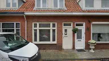 94m2 maison à louer pour 2600€/mois à Borneostraat, Leiden