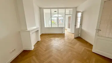 85m2 Appartement à louer pour 2795€/mois à Frederik Hendriklaan 37, The Hague
