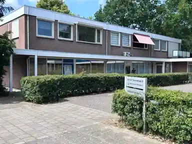 75m2 Appartement à louer pour 1000€/mois à Van der Clusenstraat 12, Valkenswaard