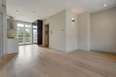 85m2 apartment to rent for 2650€/month in Molenstraat 12, The Hague