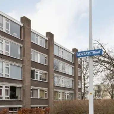 72m2 apartment to rent for 995€/month in Mozartstraat 20, Leiden