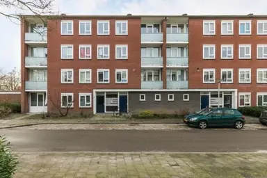 74m2 Appartement à louer pour 850€/mois à Rembrandtlaan 45, Enschede