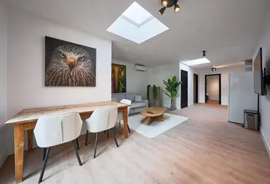60m2 Appartement à louer pour 2300€/mois à Leenderweg, Eindhoven