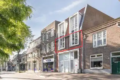87m2 Appartement à louer pour 1585€/mois à Vechtstraat 10, Zwolle