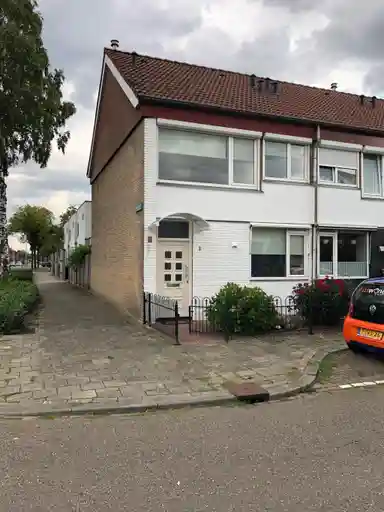 109m2 huis te huur voor 1395€/maand in Albert Cuypstraat, Enschede