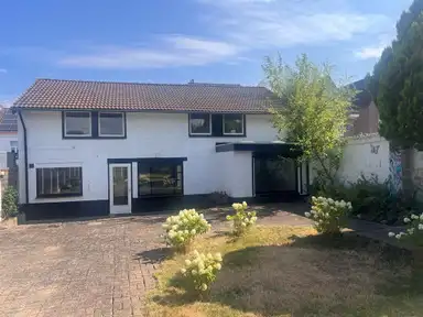 146m2 huis te huur voor 1575€/maand in Nuinhofstraat 17, Nuth