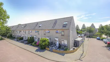65m2 house to rent for 764.14€/month in Planbaan 99, Zoetermeer