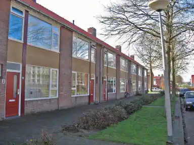 63m2 house to rent for 764.14€/month in Frans van Mierisstraat 5, Almelo