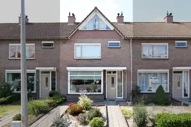 79m2 house to rent for 932.93€/month in Bilderdijkstraat 84, Oldenzaal