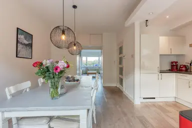 90m2 apartment to rent for 2450€/month in Zwolsestraat 443, The Hague