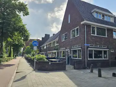 120m2 house to rent for 1695€/month in Graafseweg, 's-Hertogenbosch