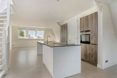 123m2 apartment to rent for 3250€/month in Vredehofweg 36A-02, Rotterdam