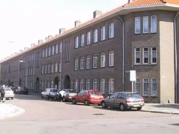 53m2 apartment to rent for 932.93€/month in Van Ruysbroekstraat 202, The Hague