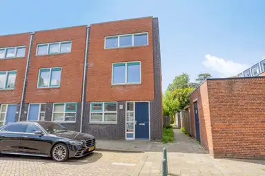 124m2 house to rent for 3000€/month in Charlotte de Bourbonstraat 147, The Hague