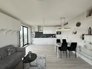 95m2 apartment to rent for 2250€/month in Letterhout, Zaandam