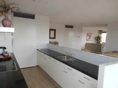 131μ² Διαμέρισμα προς ενοικίαση για 1875€/μήνα σε Porta Basilica, Houten