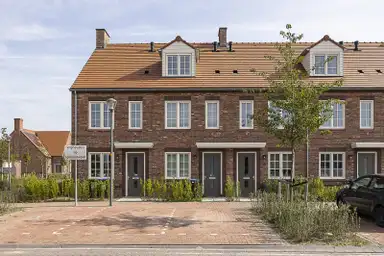 96m2 house to rent for 1253€/month in Laan van Hout, Waddinxveen