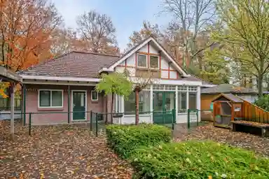 117m2 house to rent for 1650€/month in Moerstraatsebaan, Halsteren