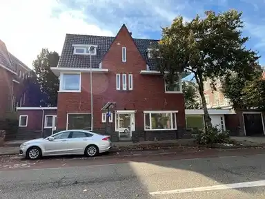 90m2 Appartement à louer pour 4250€/mois à Rustenburgerlaan, Haarlem