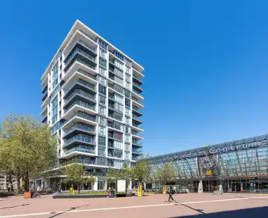 70μ² Διαμέρισμα προς ενοικίαση για 1483€/μήνα σε Stationsplein, Schiedam