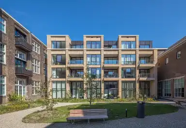 77m2 apartment to rent for 2115€/month in Verspronckweg, Haarlem